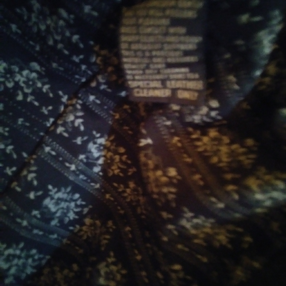 Leather jackets - Picture 6 of 6